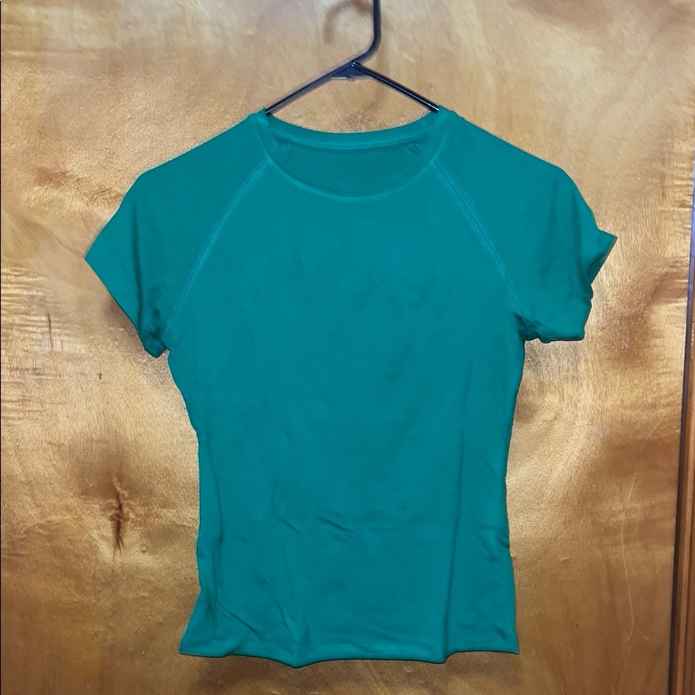 New Green Short Sleeve Top